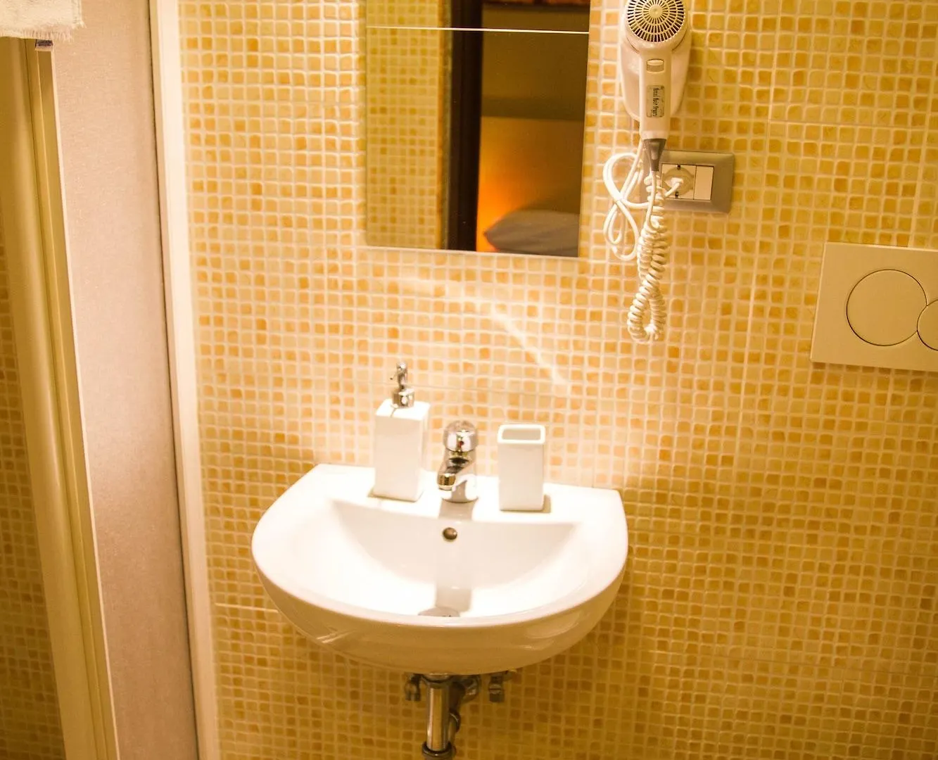 Mosaic Central Guest House Italy