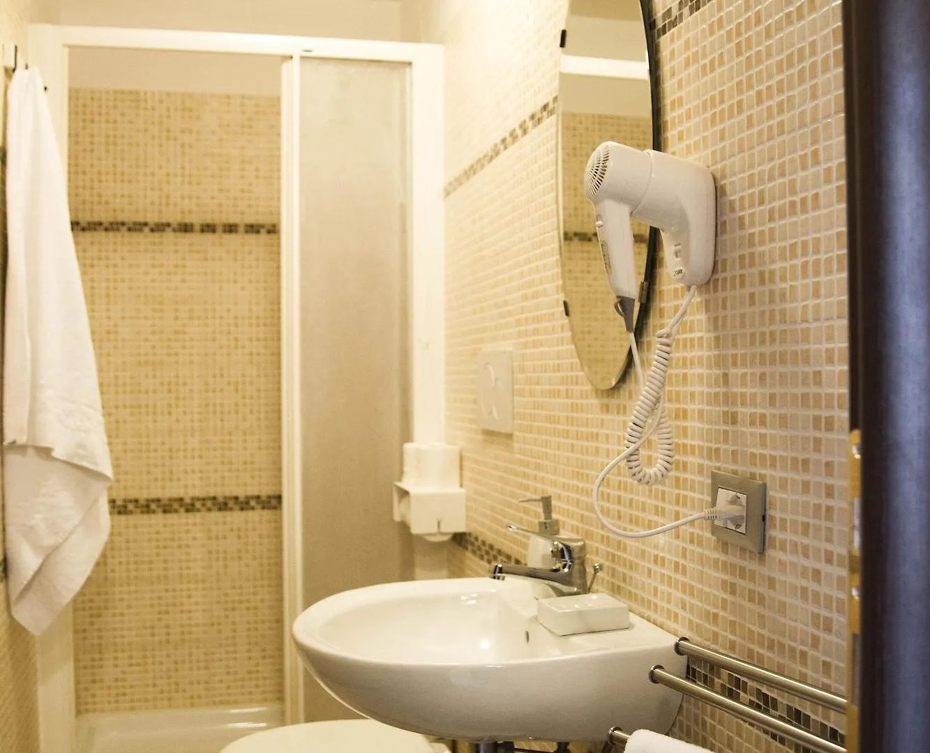 Mosaic Central Guest House