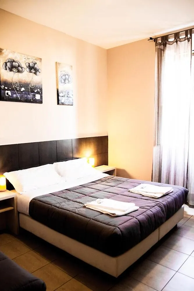 ***  Mosaic Central Guest House Italy