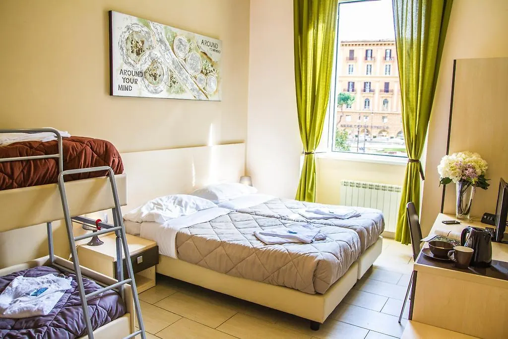 ***  Mosaic Central Guest House Italy