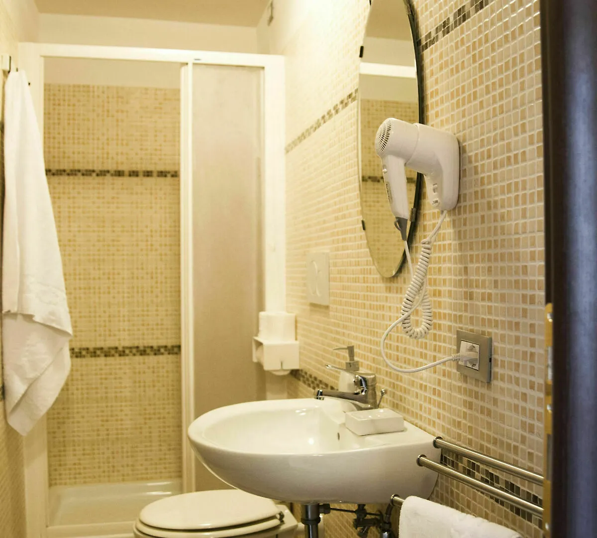 Mosaic Central Guest House